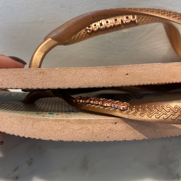 Havaianas Tropical Floral Thong Sandals Size 7/8 - Picture 8 of 10